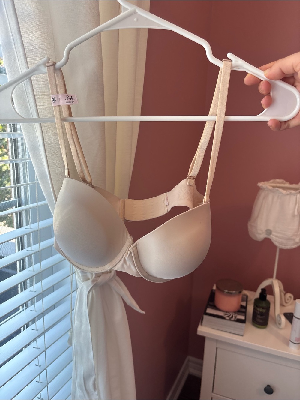 Women’s Victoria’s Secret strapless Bra in Light Beige